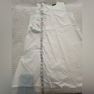 Chepe’ Sleeveless White Cotton Dress with Ruffle Detail 2051